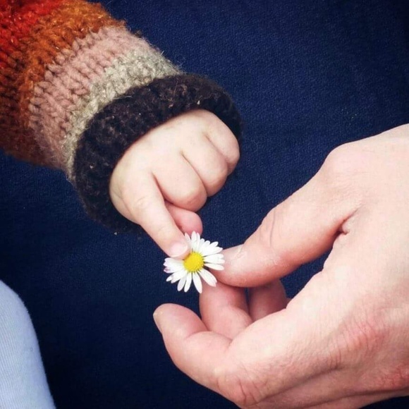 Meet your Posher, Bobbi - Picture 1 of 1